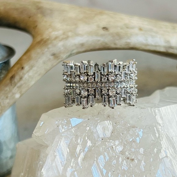 Tipsy's Favorite Brutalist CZ Ring 11 NEW - Picture 2 of 9